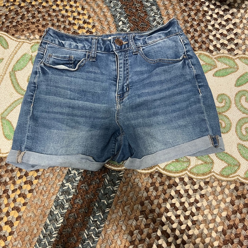 SO Women's Mid Blue Rolled Cuff Denim Shorts